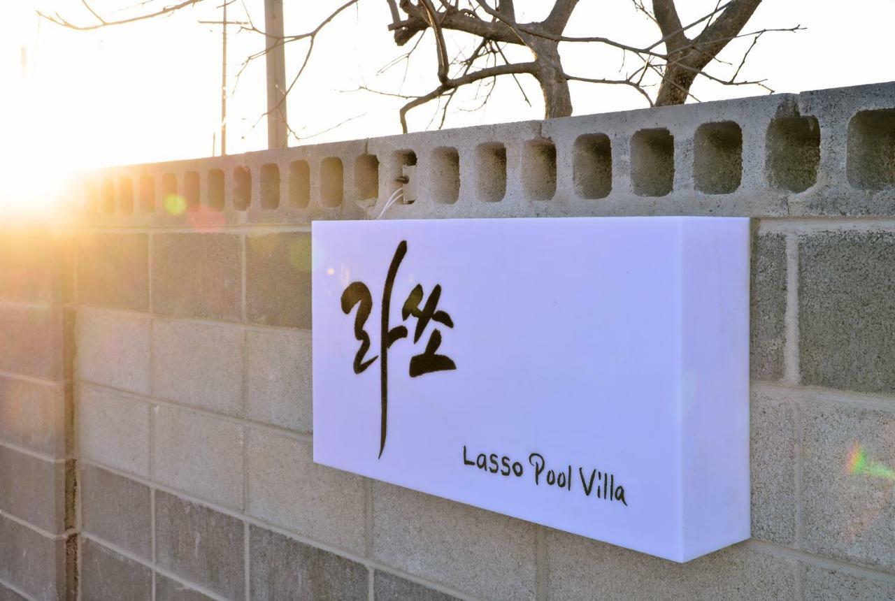 Lasso Pool Villa Sokcho Bagian luar foto